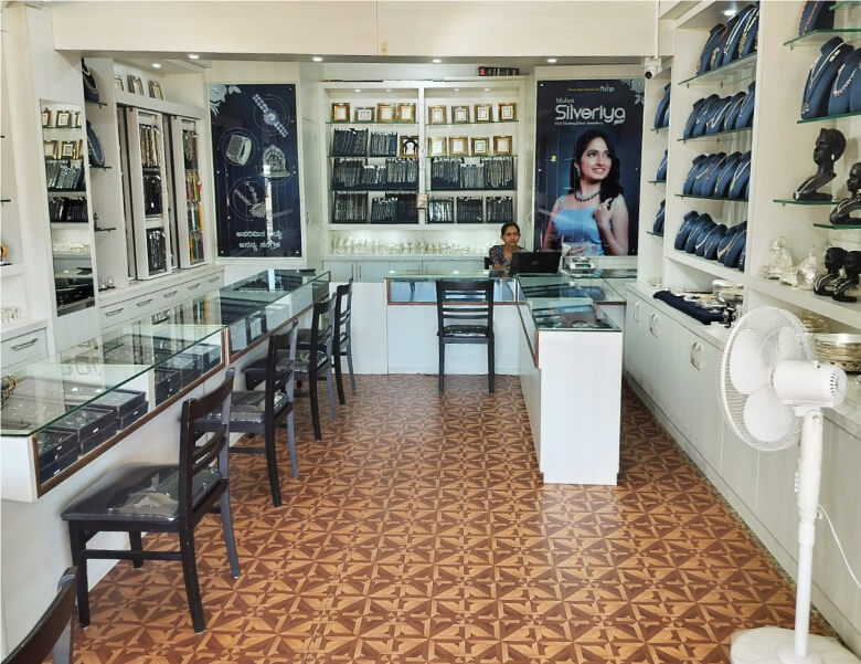 Muliya Gold & Diamonds Madikeri (Somwarpet)
